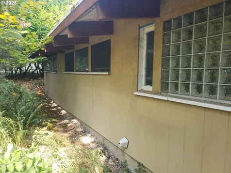 2962 Laurel Road Longview WA 98632