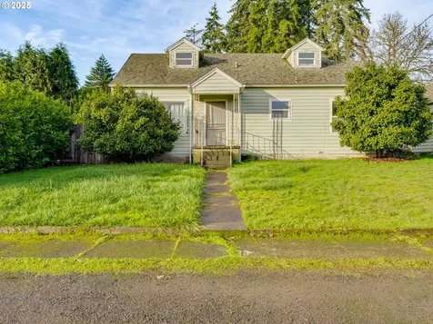 375 SW Spruce Street Willamina OR 97396
