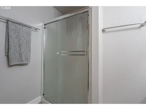 201 NW Howard Lane Dallas OR 97338