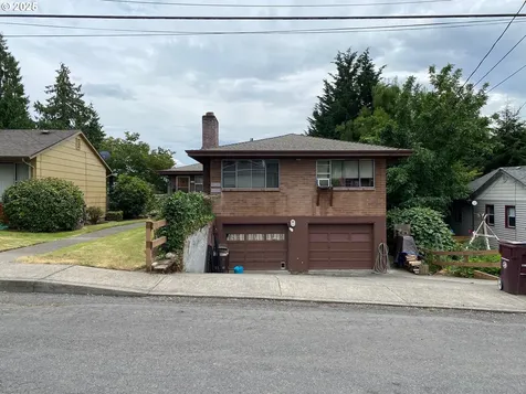 4134 SE Washington Street Milwaukie OR 97222