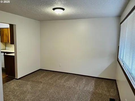 4134 SE Washington Street Milwaukie OR 97222