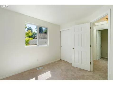 2743 SW Spring Garden Street Portland OR 97219