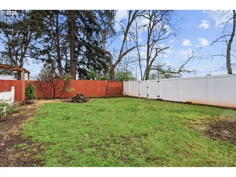 608 NE 118th Avenue Portland OR 97220