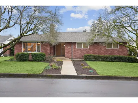 609 W 36th Street Vancouver WA 98660