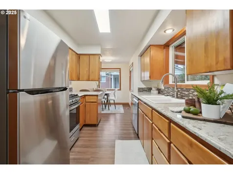 609 W 36th Street Vancouver WA 98660
