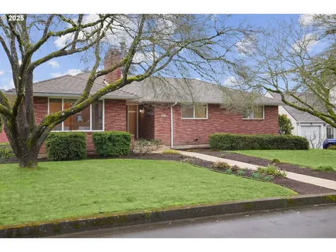 609 W 36th Street Vancouver WA 98660