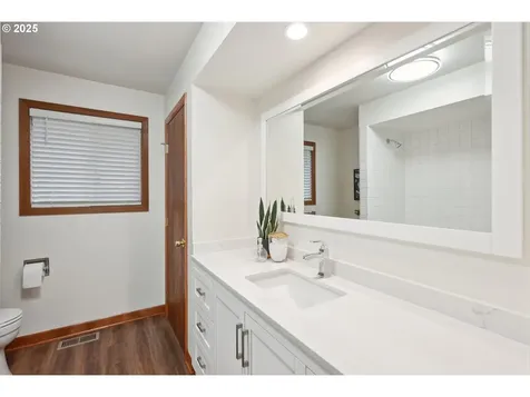 609 W 36th Street Vancouver WA 98660