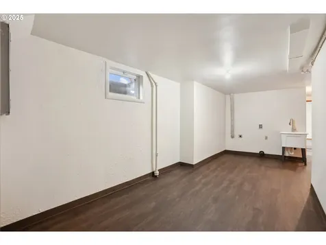 609 W 36th Street Vancouver WA 98660