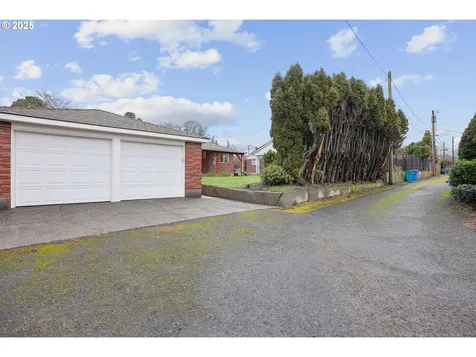 609 W 36th Street Vancouver WA 98660