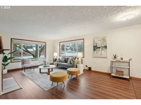 609 W 36th Street Vancouver WA 98660