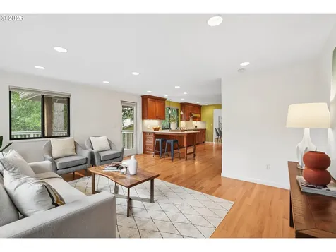4200 SW 53rd Avenue Portland OR 97221