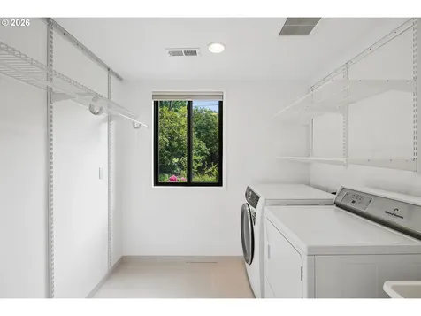 4200 SW 53rd Avenue Portland OR 97221