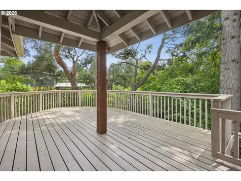 4200 SW 53rd Avenue Portland OR 97221