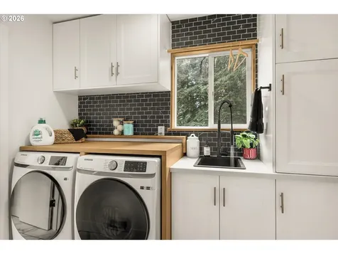 16904 S Taylor Terrace Oregon City OR 97045