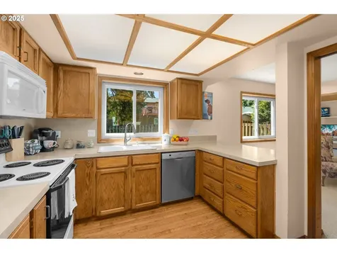 21456 SW 90th Court Tualatin OR 97062
