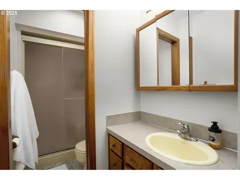 21456 SW 90th Court Tualatin OR 97062