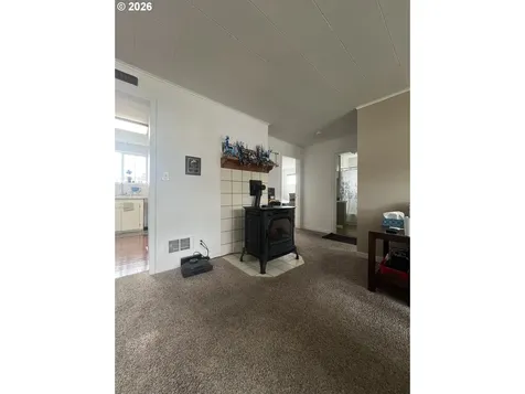 2035 Cedar Avenue Reedsport OR 97467