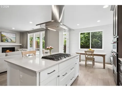 4327 NW Ashbrook Drive Portland OR 97229