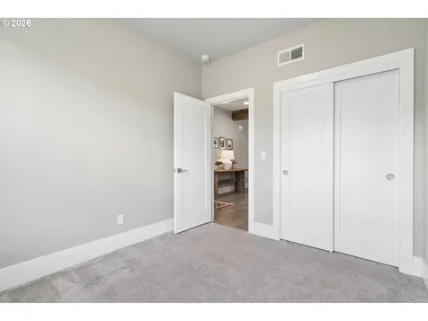4327 NW Ashbrook Drive Portland OR 97229