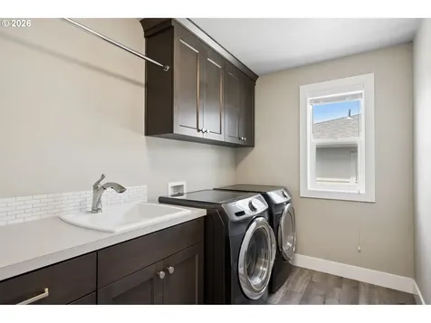 4327 NW Ashbrook Drive Portland OR 97229