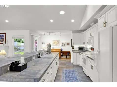 2515 Willow Crest Court Florence OR 97439