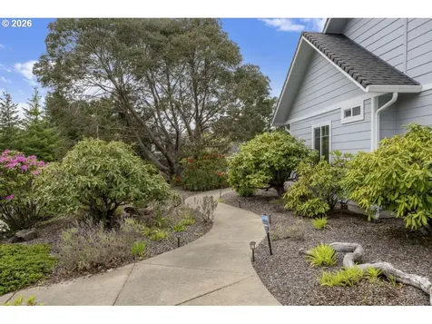 2515 Willow Crest Court Florence OR 97439