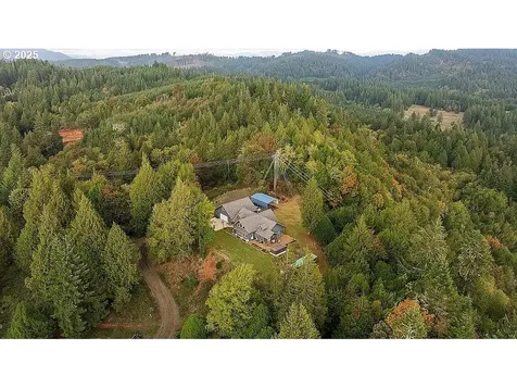 2636 Western Drive Coquille OR 97423