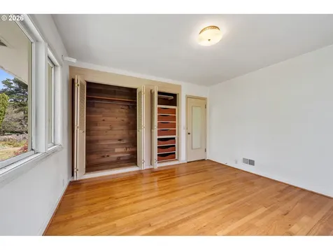 2418 1st Street Tillamook OR 97141