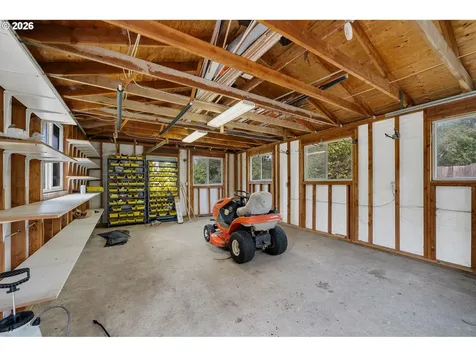 2418 1st Street Tillamook OR 97141