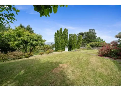 2418 1st Street Tillamook OR 97141