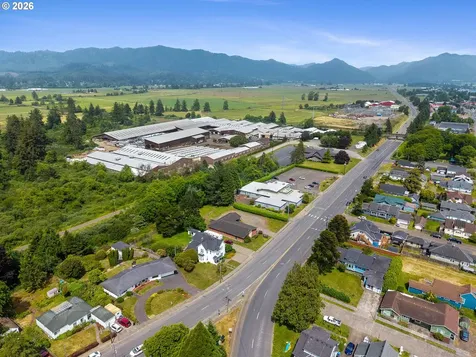 2418 1st Street Tillamook OR 97141