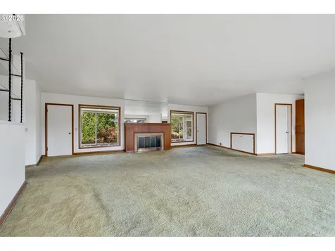 2418 1st Street Tillamook OR 97141