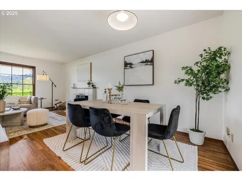 6140 SW 30th Avenue Portland OR 97239