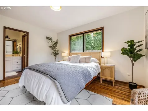 6140 SW 30th Avenue Portland OR 97239
