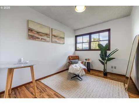6140 SW 30th Avenue Portland OR 97239