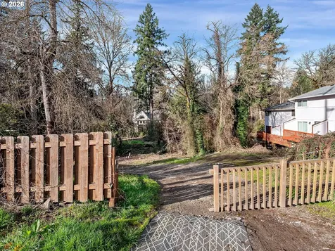 5123 SW Beaverton Hillsdale Highway Portland OR 97221