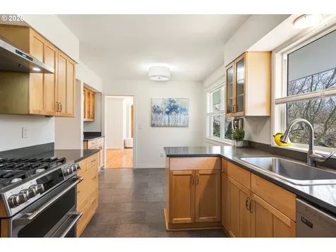 2780 SW West Point Avenue Portland OR 97225