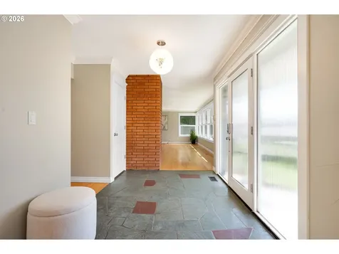 2780 SW West Point Avenue Portland OR 97225