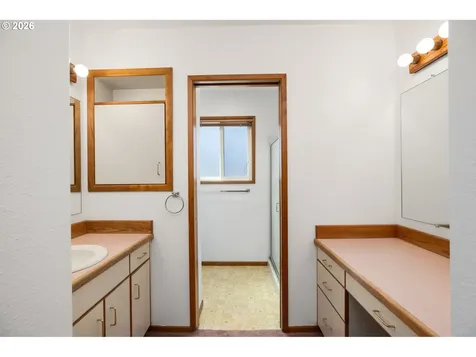 1790 Ostman Road West Linn OR 97068