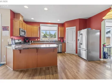 10006 NE 103rd Street Vancouver WA 98662