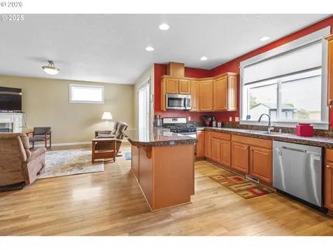 10006 NE 103rd Street Vancouver WA 98662