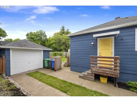 7336 SE 20th Avenue Portland OR 97202