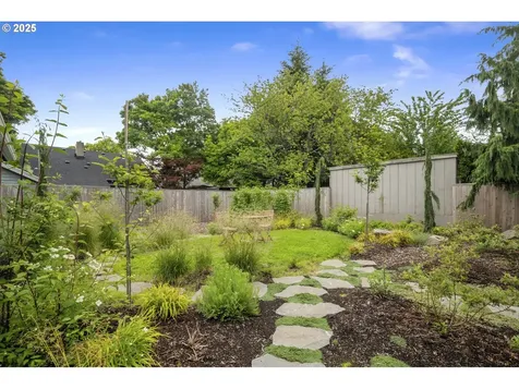 7336 SE 20th Avenue Portland OR 97202
