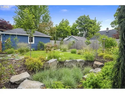 7336 SE 20th Avenue Portland OR 97202