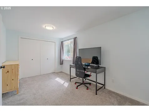 10412 NW 22nd Avenue Vancouver WA 98685