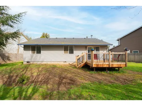 10412 NW 22nd Avenue Vancouver WA 98685