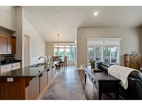 3556 Summit Sky Boulevard Eugene OR 97405