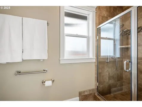 3556 Summit Sky Boulevard Eugene OR 97405