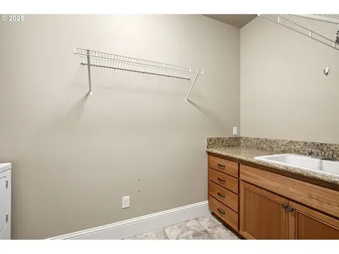 3556 Summit Sky Boulevard Eugene OR 97405