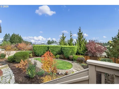 3556 Summit Sky Boulevard Eugene OR 97405